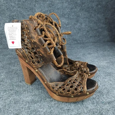 Sbicca Vintage Sandals Womens Size 10 Distressed Heels Shoes Wooden Strappy NWT - Image 1 of 4