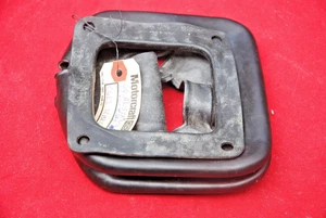 66 67 68 MUSTANG & SHELBY NOS FORD 4 SPEED SHIFTER BOOT C6ZZ 7E138 C CORRECT - Picture 1 of 5