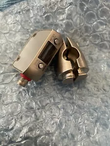 Keyence Laser Sensor Part No. LR-ZB100C3P - Picture 1 of 3