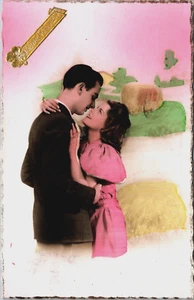 Pareja romántica victoriana enamorada vintage RPPC B181 - Imagen 1 de 2