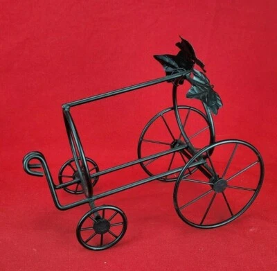 Винный стеллаж-держатель для бутылок в стиле каретки и листьев ~ художественная стальная рама - Изображение 1 из 4