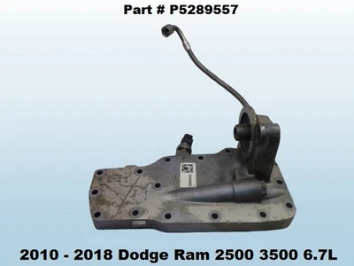 Carcasa adaptadora de filtro de aceite de motor Cummins 5289557 2010 a 2018 Ram 2500 6,7 L Foto 1 de 4