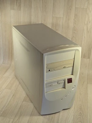 Vintage 1990er PC Computer Tower - Retro Gaming - ungetestet  - Bild 1 von 4