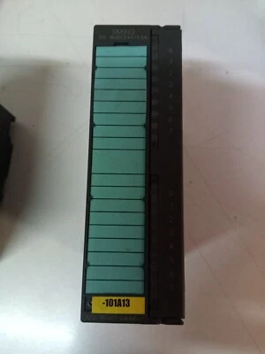  PLC Siemens SIMATIC S7-300 Siemens Simatic  6ES7 322-1BH01-0AA0 SM322 - Immagine 1 di 2