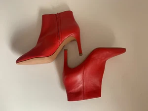 Banana Republic Elegant Red Women's Ankle Boots Stiletto Leather Size 8.5 - Picture 1 of 15