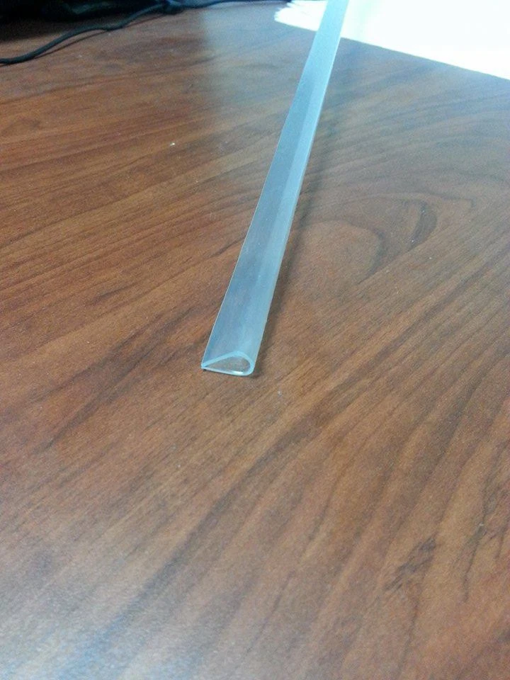 PROFILI IN PVC TRASPARENTE DORSETTI H5 DA MT.1 - Immagine 1 di 1