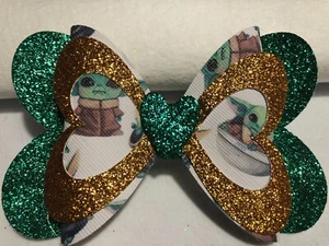VALENTINE BABY YODA 3 LAYER HAIR BOW, GREEN, GOLD AND WHITE, 4.5" X 3", HOMEMADE - Picture 1 of 3
