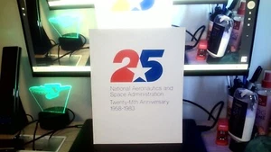 National Aeronautics and Space Administration: Fünfundzwanzig Jahre 1958-1983 - Bild 1 von 3