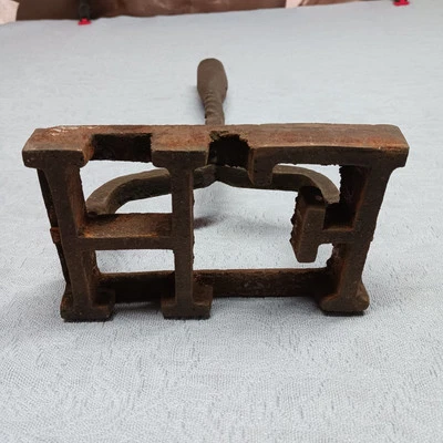 复古古董铁艺西部品牌铁 FH 牛牛仔牧场 — 第 1/4 张图片