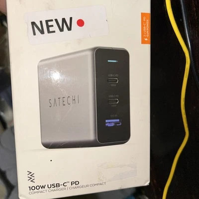 Estación de Carga GaN Compacta Satechi 100W USB C PD Foto 1 de 2
