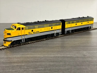 Oriental Limited HO Brass F9A/B Diesel Locomotive Set D&RGW *Unnumbered Used - Image 1 of 4