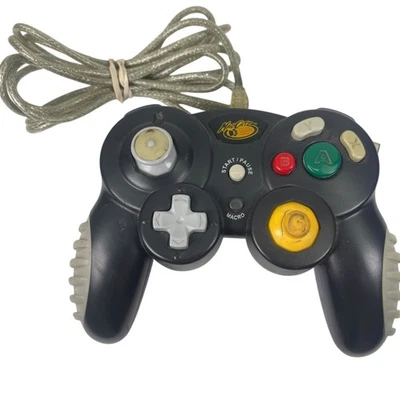Mad Catz Wired Nintendo Gamecube Wii Controller 5626 Black Working MadCatz - Image 1 of 4