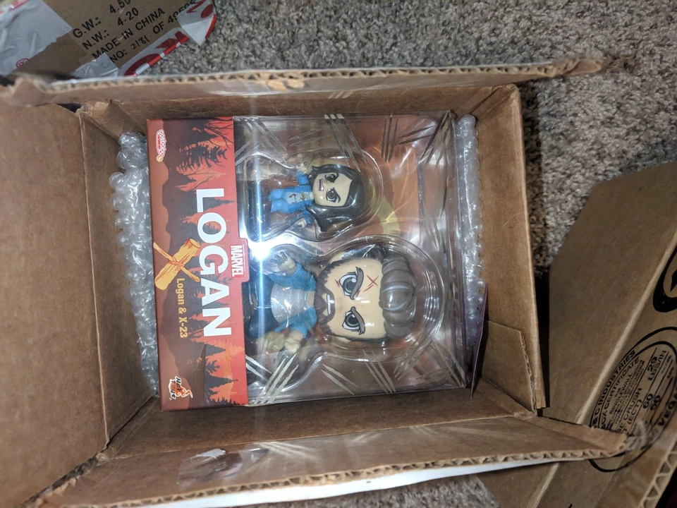 Nuevas figuras Hot Toys X-Men Cosbaby Logan y X-23 Bobblehead Foto 1 de 1