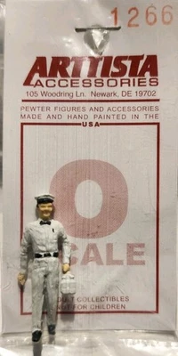 ARTTISTA ACCESSORIES O SCALE  FIGURE #1266 - Image 1 of 2