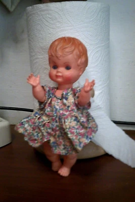 vecchia bambolina in celluloide cm 20,occhi fissi marchio M Q  marco Querzola - Immagine 1 di 4