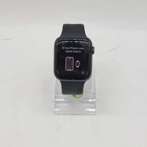 Unlocked Apple Watch Series 5 44MM Black Aluminum Black Sport Band A2095 - Photo 1 sur 6