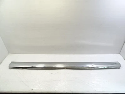 83 Mercedes R107 380SL moldura, parachoques trasero cromado Foto 1 de 4