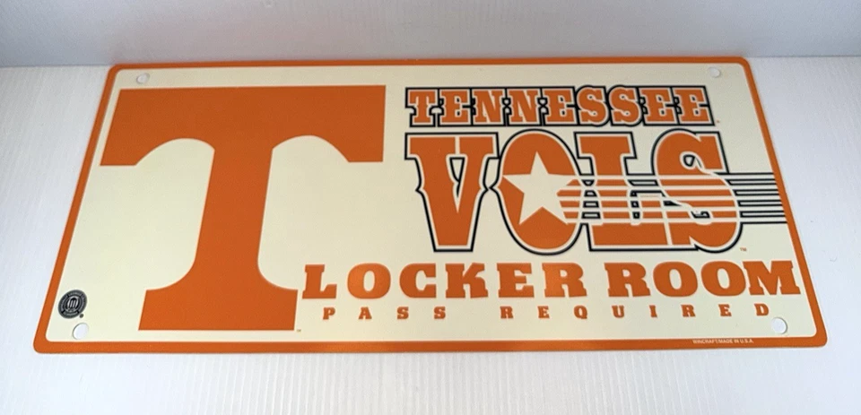 Letrero de plástico vintage de vestuario de voluntarios de Tennessee Wincraft EE. UU. 19' x 8,5" Foto 1 de 4