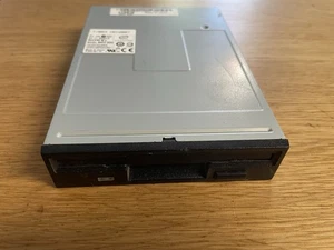 SONY MPF920 1.44MB 3.5" Internal Floppy Drive (Black Bezel) - Picture 1 of 5