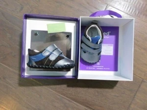 Pediped Size 0-6 months Baby Flat leather Shoes New W/ Box - Picture 1 of 2