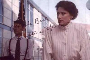 Christine Healy Signed 4x6 Photo Actress Like Father Like Son ER Little Sister - Picture 1 of 1