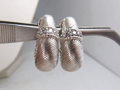 Pendientes de clip Judith Ripka de plata de ley y circonita cúbica Foto 1 de 4