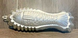 Vintage Italian Aluminum Fish Mold with Wall Hanger 12.75" - Picture 1 of 6