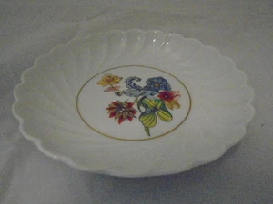 Haviland Limoges France Blumenteller weiß gewirbelt gewellter Rand Wirbel Jakobsmuschel - Bild 1 von 3