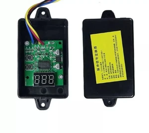 12/24V Car Speed Controller Pulse Signal Converter High Quality Speed Odometer - Foto 1 di 1