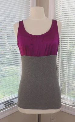 Regata elástica Brunello Cucinelli cetim violeta e algodão cinza estimativa tamanho P M em excelente estado usado - Imagem 1 de 4