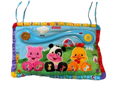 Fisher Price Kick and Feel Musical Farm Friends Cerdo Vaca Pollo 2007 ESCASO Foto 1 de 2