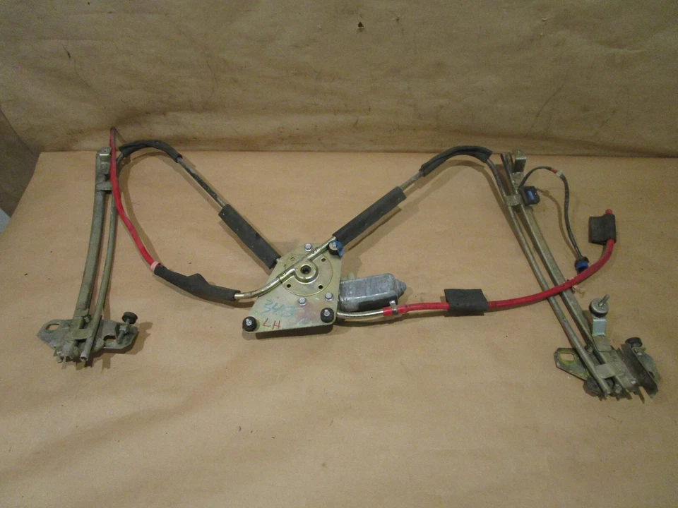 Conjunto elevador ventana puerta Ferrari 348.355 Spider LH con motor - P/N 63645300 Foto 1 de 4