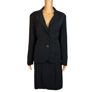 Larry Levine Polyester Rayon Skirt Suit Size 10 Black Lined Pleated Career 2PC - Picture 1 of 10