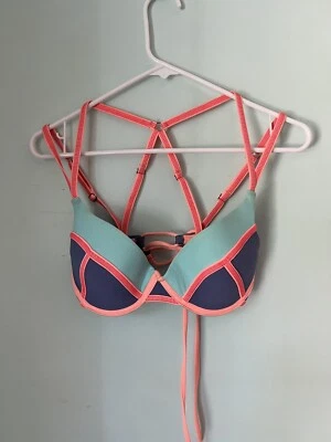 MAAJI MUJER BIKINI CON AROS NATACIÓN BLOQUE DE COLOR TOP AZUL PÚRPURA MEDIANO Foto 1 de 4