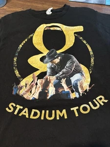 Garth Brooks Concert T-Shirt Size Small Stadium Tour 2019 Tour Cities Reverse - Picture 1 of 4