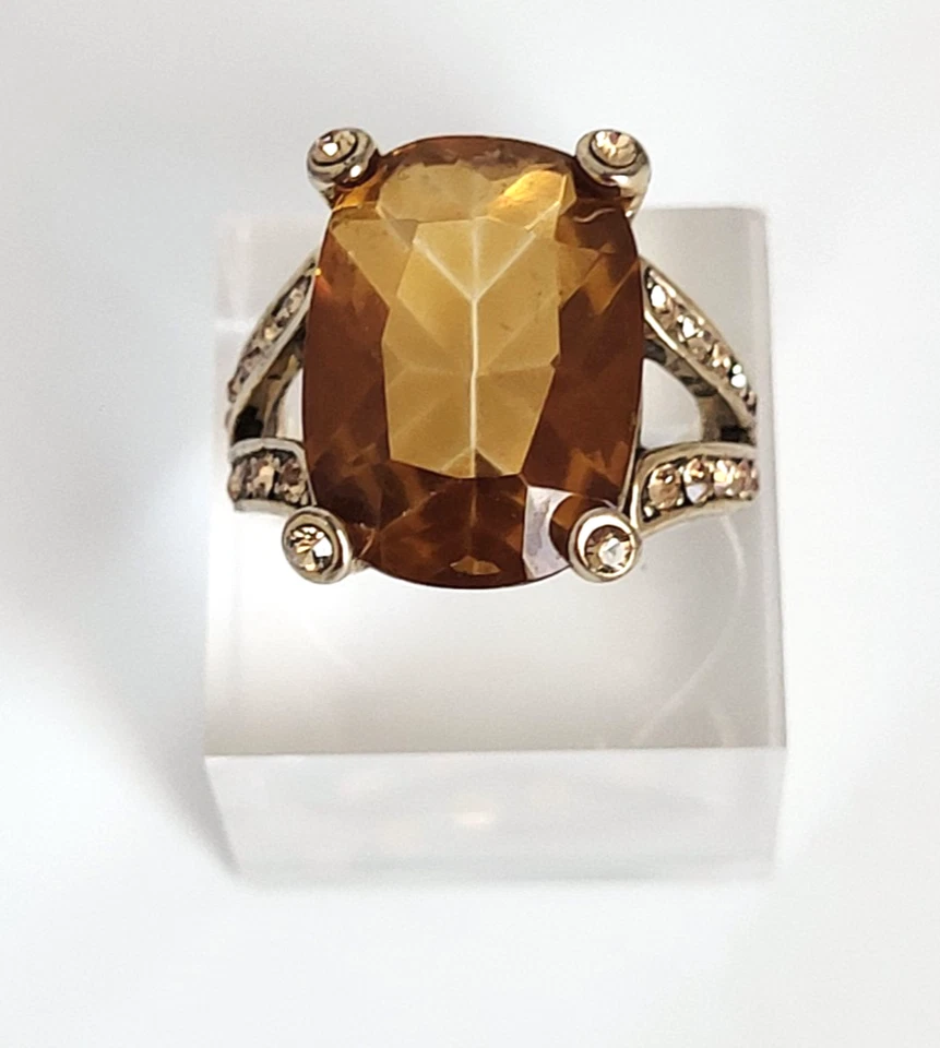 Anillo de cóctel vintage Monet color ámbar piedra vidrio talla 7 Foto 1 de 4