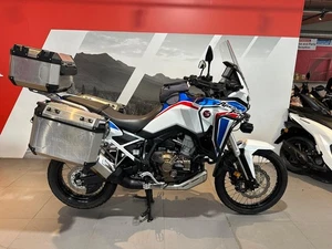 Honda CRF 1100 Africa Twin DCT Icelandic Edition 2021 with 7265 miles + Luggage - Picture 1 of 14
