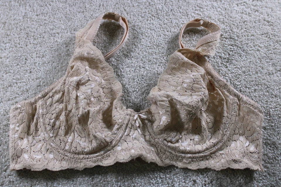 Sujetador con aros de encaje desnudo con formas de moda para mujer 36C correas ajustables Foto 1 de 4