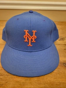 Cappello aderente vintage 1986 New York Mets New Era modello professionale taglia 7 3/4 visiera DuPont - Foto 1 di 8