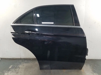 Mercedes AMG E 63 S 2014 puerta trasera derecha pasajero #9590 Y9 Foto 1 de 4