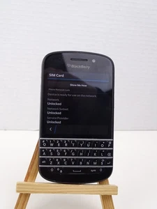 BLACKBERRY Q10 TOUCHSCREEN CELL PHONE 16GB AMOLED 3.1" DUAL CORE UNLOCKED - Picture 1 of 10