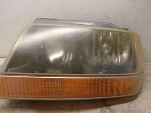 99 00 01 02 Jeep Grand Cherokee Left Driver Side Headlight Dark Background  - Bild 1 von 12