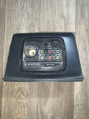 Land Rover LR2 2008 RADIO AUXILIARY OUT PUT AUDIO - Image 1 of 4