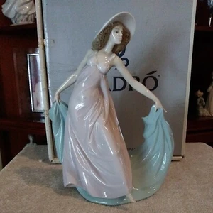 LLADRO SPRING Dance 5663 Excellent Condition With Box - Picture 1 of 12