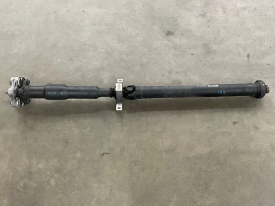 Hélice del eje de transmisión de transmisión automática 14 15 16 BMW F22 M235xi AWD 3,0 L 1411 OEM Foto 1 de 4