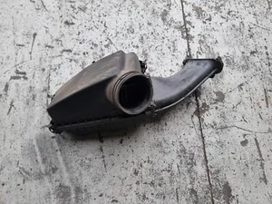 HOLDEN STATESMAN/CAPRICE AIR CLEANER/BOX 6.0, WM, 09/06-04/13 06 07 08 09 10 11 - Picture 1 of 4