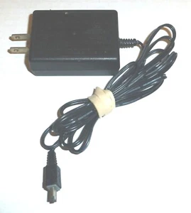 Adattatore CA JVC originale Modello: AP-V14U Uscita: 11V-1A per GR-D372 GR-D72 - Foto 1 di 5