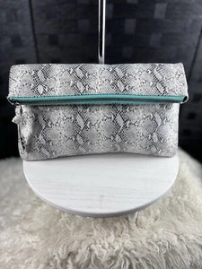 Damen Clutch AEO American Eagle Outfitters Schlangenleder geprägt - Bild 1 von 17