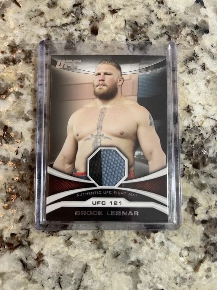 2011 Topps UFC Moment of Truth Mat Relic Brock Lesnar #MTMR-BL - Image 1 of 2