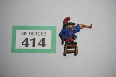 Warhammer Fantasy Citadel Dwarf War Machine Crew Man - Metal The Old World - Image 1 of 3